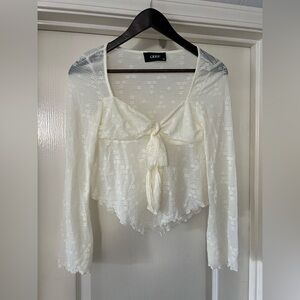 LACE SQUARE NECK KNOTTED LONG SLEEVE TOP
XS